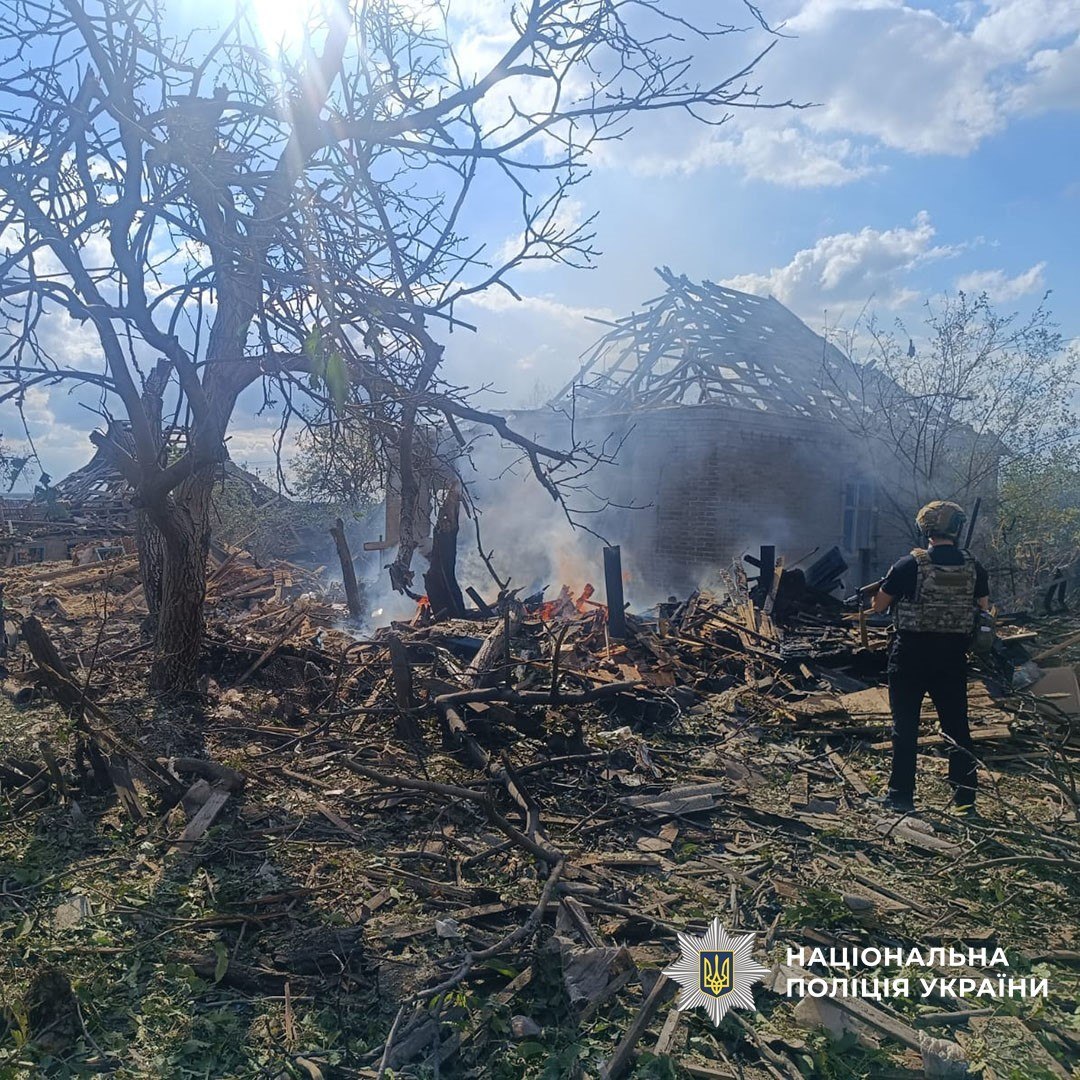 Наслідки атаки на Донеччині. Фото: Нацпол